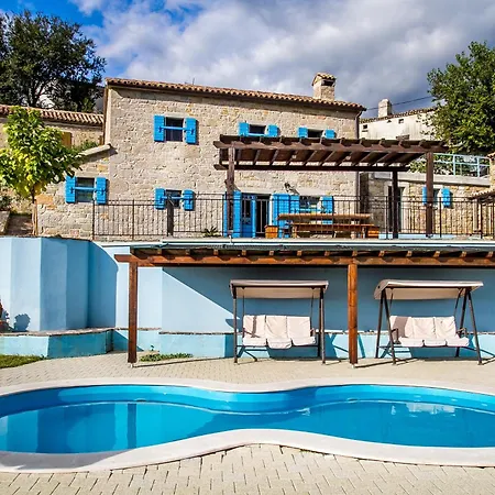 Villa Istrian With Four Bedrooms, Three Bathrooms, Private Pool, Table Tennis, Free Wi-fi And Parking, View Of Beautiful Nature